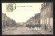 CPA Le Creusot, Rue Villedieu, Vue De La Rue Avec Des Soldats  - Le Creusot