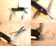 Delcampe - VICTORINOX - Canif Victorinox - à Multifonctions 13 Fonctions Avec Son étui - VER24VIC001   L'authentique Couteau Suisse - Armas Blancas