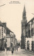 DOUARNENEZ : EGLISE ET RUE SAINTE HELENE - Douarnenez