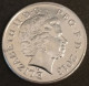 GRANDE BRETAGNE - 10 PENCE 2013 - Elizabeth II - 4e Effigie - Type Blason - Acier Plaqué Nickel - KM 1110d - 10 Pence & 10 New Pence