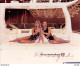 1991 LONDON BOAT SHOW - Models : HELEN KELLY- Right : KAREN CORRADI On Deck Of The Sunseeker 60 Renegade Boat. - Pin-up