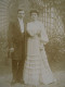 Photo Cabinet J. Jack à Paris - Couple Dans Un Jardin, Ca 1900 L436 - Alte (vor 1900)