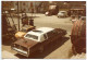 Années 1970 *2 PHOTOS 10x15 * AUTOS Cadillac (76 Fleetwood ?) & Fiat 500 Bar Restaurant Croix Blanche à Etroubles Italie - Automobile