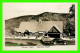 VANCOUVER, BC - MALAHAT CHALET - ANIMATED WITH OLD CARS - CARTE PHOTO - - Vancouver