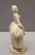 Delcampe - -STATUETTE PORCELAINE De LIMOGES Signée LUCIEN MICHELAUD FEMME ELEGANTE   E - Limoges (FRA)