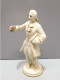 -STATUETTE PORCELAINE De LIMOGES Signée LUCIEN MICHELAUD HOMME ELEGANT   E - Limoges (FRA)