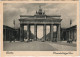 Ansichtskarte Mitte-Berlin Brandenburger Tor - Autos 1938 - Brandenburger Door