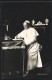 AK Papst Pius XI. Beim Unterzeichnen Von Dokumenten  - Popes