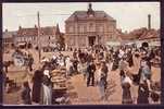 PAS DE CALAIS - Etaples - Place De L'hotel De Ville Et Marché - Etaples