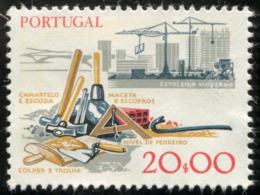 Pays : 394,1 (Portugal : République)  Yvert Et Tellier N° : 1372 A (o) - Oblitérés