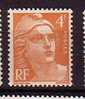 M2762 - FRANCE Yv N°808 ** - 1945-54 Marianne Of Gandon