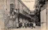 69 LE BOIS OINGT Ecole Libre, Cour Animée, Ed Bourricand 16, 191? - Le Bois D'Oingt