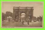 LONDON, UK - THE MARBLE ARCH - ANIMATED IN CLOSE UP - H. HESKETT - - London Suburbs