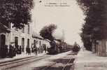 JARNAC   LA GARE  ARRIVEE DU TRAIN D ANGOULEME  1917 - Jarnac