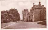 THE NORTH TERRACE, WINDSOR CASTLE Post Card Excel Series. - Windsor Castle