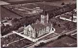 Sports - Football - Stades - Stade - Stadium - G253 - Dép 17 - Aulnay De Saintonge - Eglise Romane - Semi Moderne - Soccer