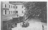 04 - GREOUX LES BAINS - Vue De L'hotel Des Bains Prise Du Parc, N° 30 - ANIMEE - Gréoux-les-Bains