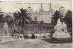 Carte Postale  06.  NICE  Hotel Régina-Palace  Monument De La Reine Victoria - Bauwerke, Gebäude