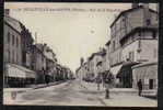 BELLEVILLE SUR SAONE - Rue De La République - Belleville Sur Saone