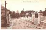 VILLERVILLE...RUE DES POILUS - Villerville