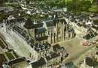 CPSM, EVRON, VUE AERIENNE, LA COMMUNAUTE ET LA BASILIQUE, - Evron