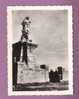 LA POINTE DU RAZ  -  Prière à Notre-Dame Des Naufragés (sculpteur Godebski) - Carte Petit Format - 1957 - La Pointe Du Raz