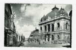 DENAIN - Rue De Villars Et Le Théâtre (automobiles) - Denain