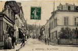 Rue De Versailles ( Personnages Dans La Rue ) - Bougival