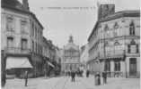 CPA TOURCOING Rue De L'hotel De Ville ANIMEE - Tourcoing