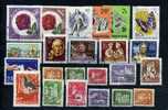 HONGRIE  Lot N° 11 TIMBRES AVEC  CHARNIERES - Collections