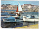 SIX FOURS - La Plage Du Rayon De Soleil  - Le Petit Port De L'Hôtel Méditérranée    (4 Citroên 2CV En Arrière Plan) - Six-Fours-les-Plages