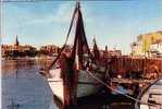 13 MARTIGUES  !!! CPSM 4283!!! Bateau De Pêche à Ferrières  T OP - Martigues