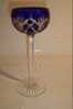 COLLECTION / VERRE A VIN BLANC HAUT SUR PIEDS EN CRISTAL DE COULEUR TAILLE  / PARFAIT ETAT - Glas & Kristall