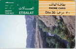 # UAE T18 River & Hill Side 30 Tamura   Tres Bon Etat - Verenigde Arabische Emiraten