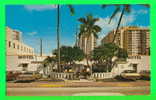 MIAMI BEACH, FL. - HARDING MANOR - ANIMATED VINTAGE CARS  - - Miami Beach