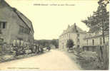 CROCQ -  La Pelleterie - Pose Des Ouvriers Et Ouvrières - Crocq