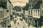 21 - Belle CPA Saulieu - La Rue Du Marché - Saulieu