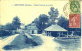 QUESTEMBERT - L'Ancien Presbytère Et Le Lavoir - Questembert