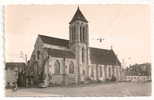 Essonnes (91) : Eglise Et Place Léon Cassé Environ 1950 (animée). - Essonnes
