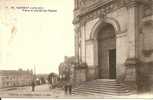 44260 SAVENAY - PLACE ET PORTAIL DE L' EGLISE En 1915 - Savenay