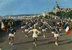 MAJORETTES DE NICE LE BATAILLON DE CHARME DE LA COTE D AZUR - Markets, Festivals