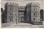 Berkshire - Windsor Castle - Henry VIII Gateway - Windsor Castle