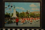 NICE LA BELLE ET SES FETES DEFILE SUR LA PROMENADE ET LE MONUMENT DU CENTENAIRE - Bauwerke, Gebäude