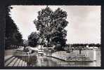 RB 623 - 1971 Real Photo Postcard Caversham Canal Lock Reading Berkshire With Funfair In The Distance - Reading