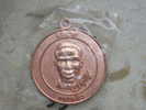 1 Médaille  FOOT   NUTELLA   THIERRY  HENRY  N°12  ...équipe De France... - Nutella