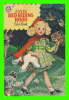 COLOR BOOK - LITTLE RED RIDING HOOD - No 102 - SAMUEL LOWE CO OF CANADA LTD - 18 PAGES - - Series Books