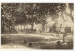 Carte Postale Ancienne Marignane - Place De La République - Marignane