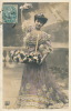 MALAKOFF - De Malakoff, Recevez Ces Fleurs - Jolie Carte Fantaisie Femme écrite En 1906 - Malakoff