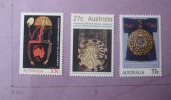 AUSTRALIE 1982-85-86 ARTS 3 TIMBRE NEUF AUSTRALIA ART 3 MNH STAMPS - Neufs