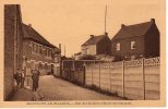 Montigny-le-Tilleul: Rue Des Ecoles Et Ecole Des Garçons - Montigny-le-Tilleul